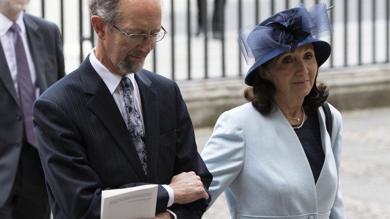 Jane Hawking arriving with her second husband Jonathan Hellyer Jones to Stephen Hawking's memorial in 2015