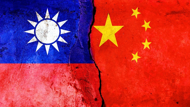 Chinese and Taiwanese flags