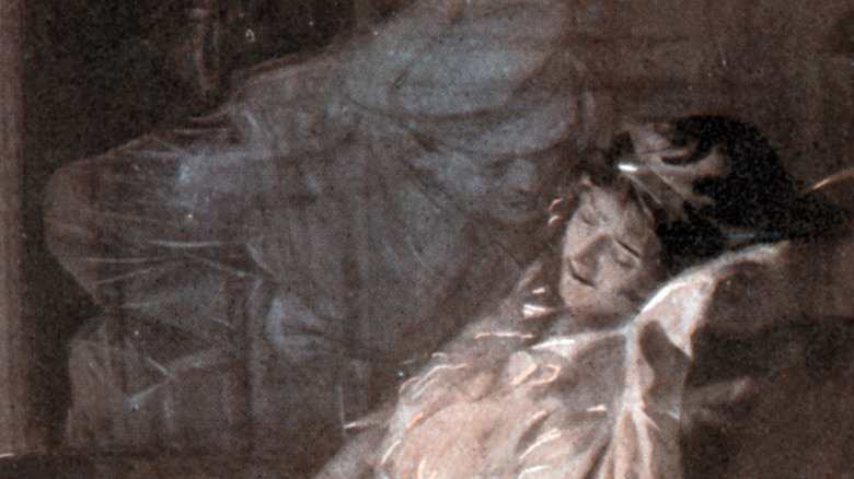 Ghost kissing woman 1920