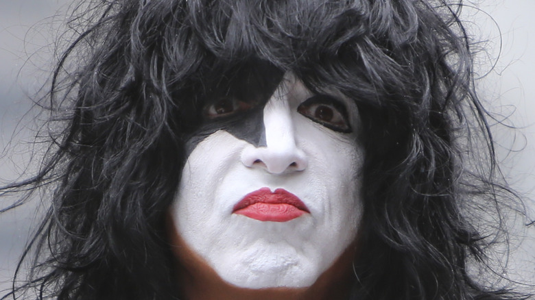 paul stanley in star makeup