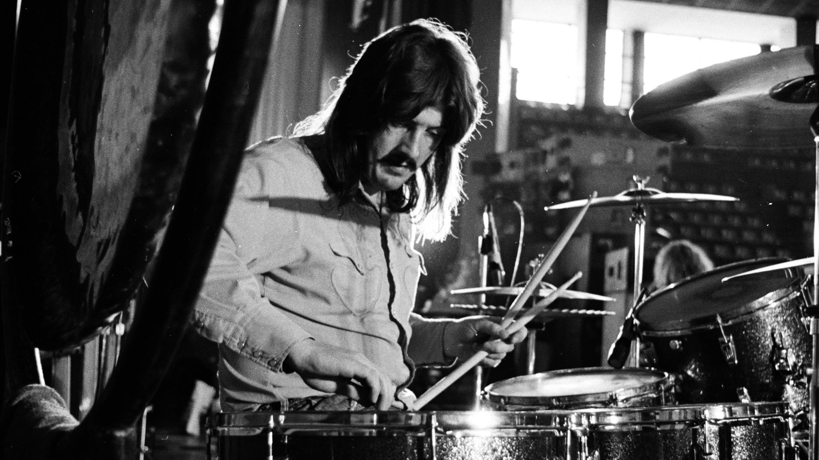 The 1976 Drum Solo That Changed Rock History Forever