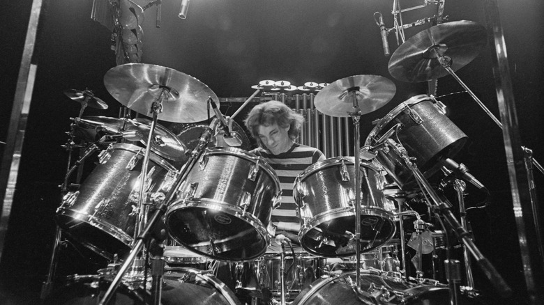 Neil Peart bashing his drum kit