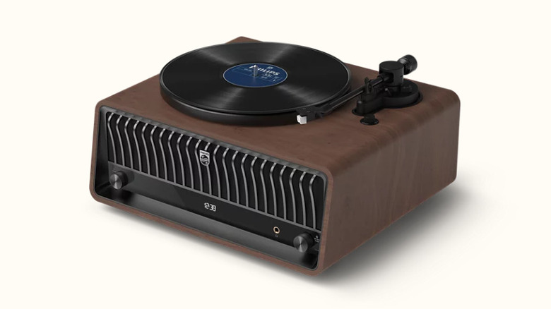 Philips TAV9000d record player with lid off