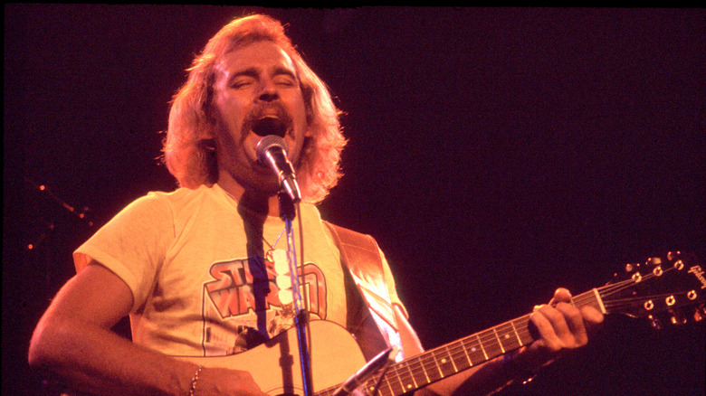 yacht rocker Jimmy Buffet performing live
