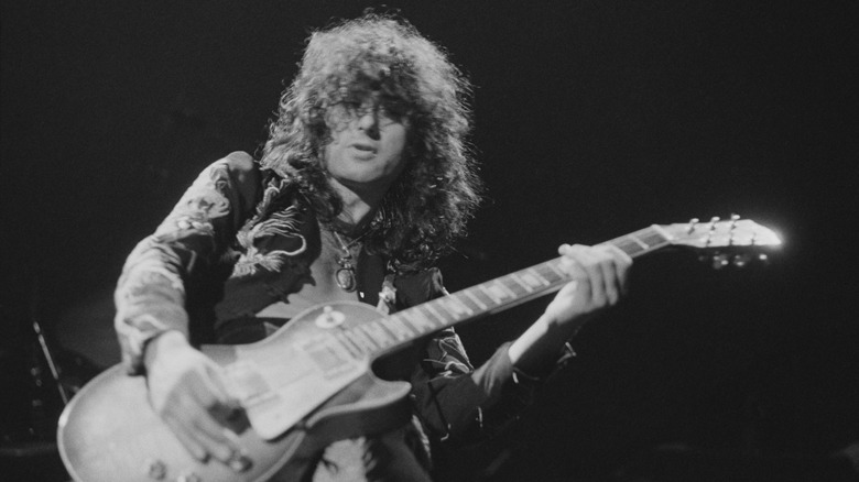 Jimmy Page playing a Les Paul live