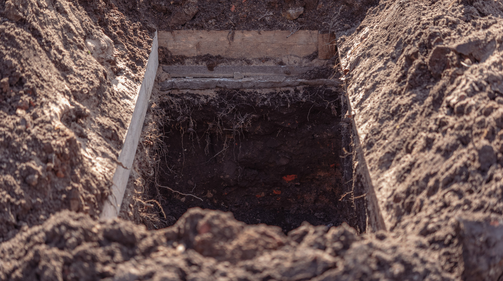 The 6 Foot Standard Depth For Graves Has Its Origins In A Europe