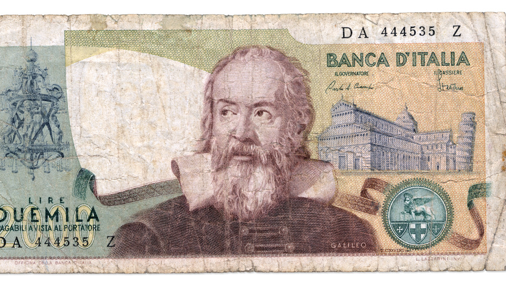 An Italian bank note with Galilei's picture on it