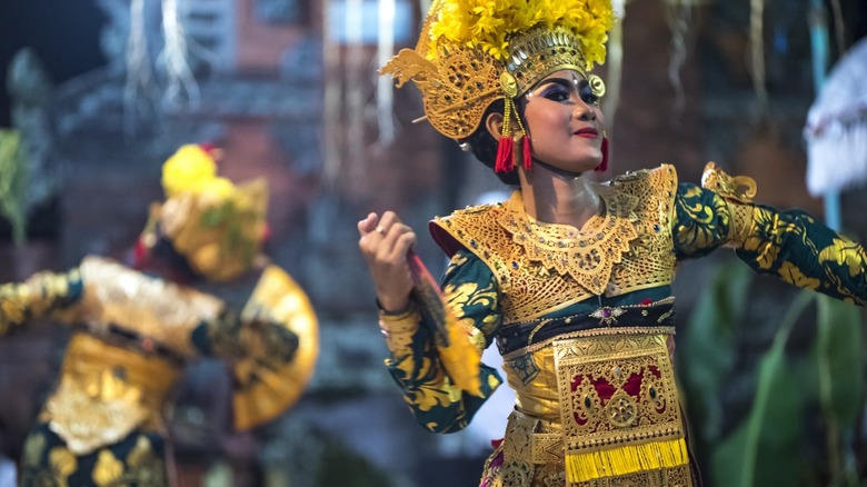 Balinese dancers on Akshaya Tritiya