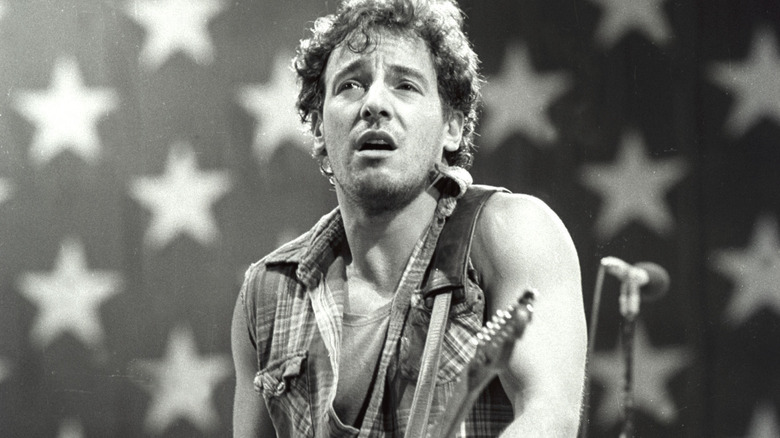 Bruce Springsteen playing guitar (1980s)