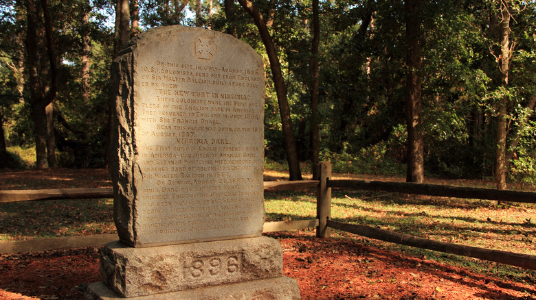 Virginia Dare Monument on Roanoke 