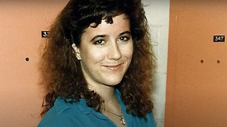  Tara Calico smiling
