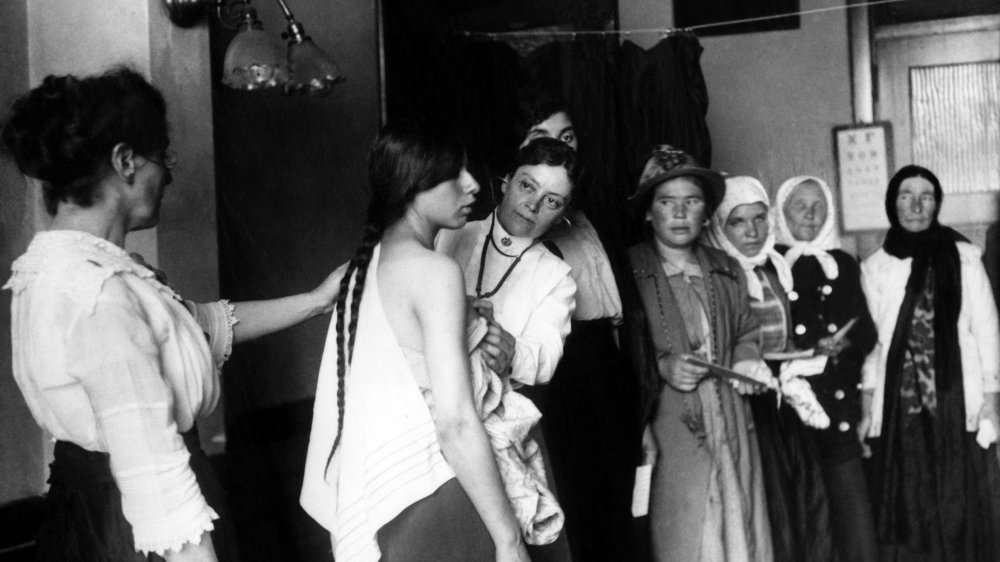 ellis island medical exam