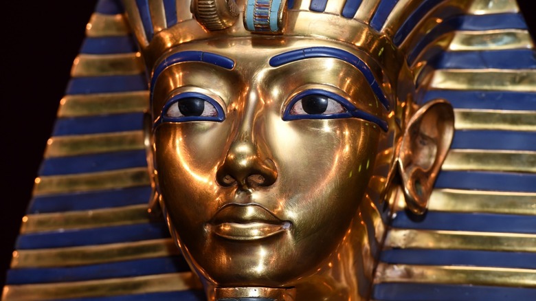 King Tut's gold death mask