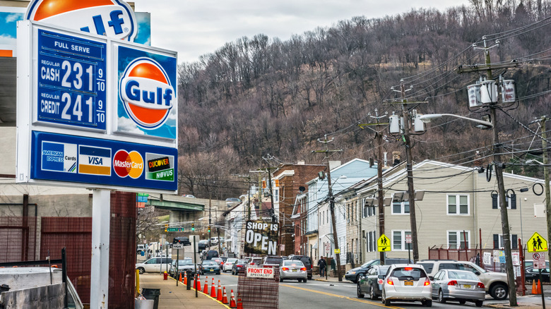 New Jersey gas station and town