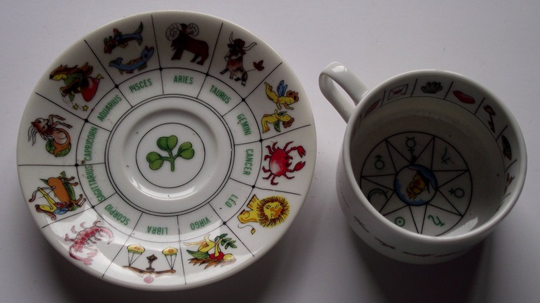 Divination tea cup and saucer