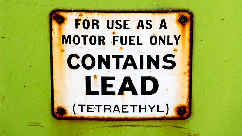 Lead warning sign