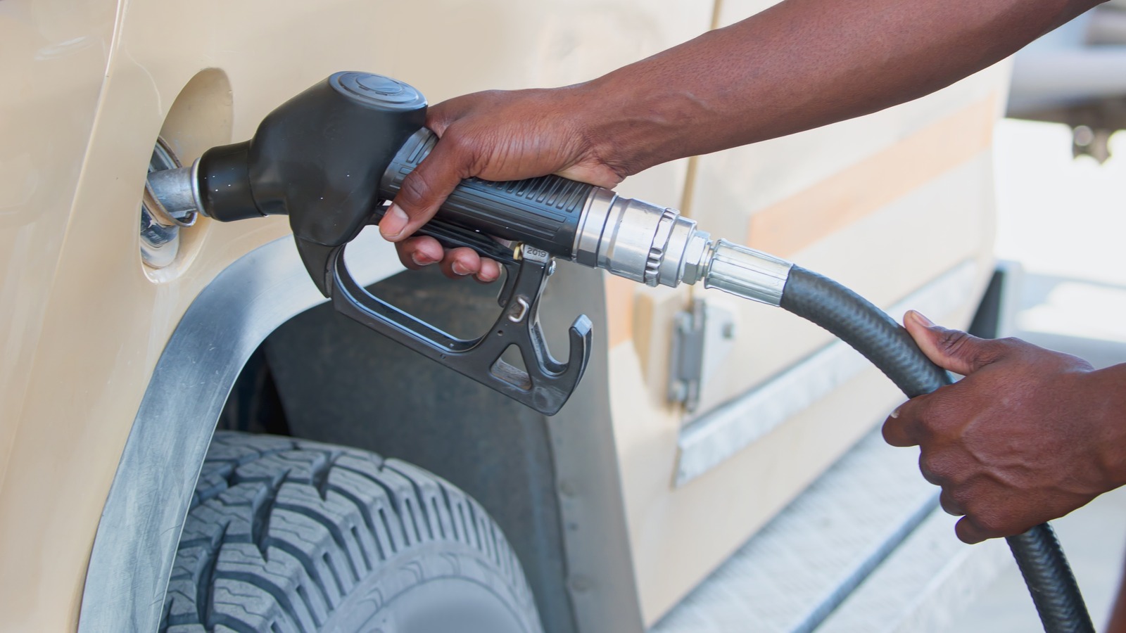 The Controversy Behind The Man Who Helped Pioneer Unleaded Gasoline