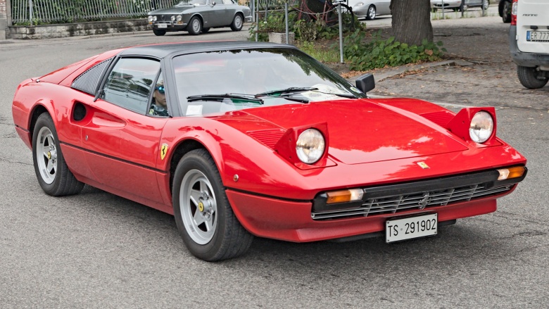 magnums ferrari model