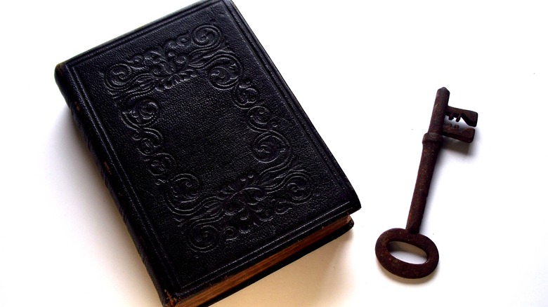 miniature Bible