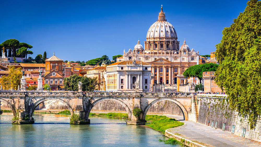 the vatican under blue sky