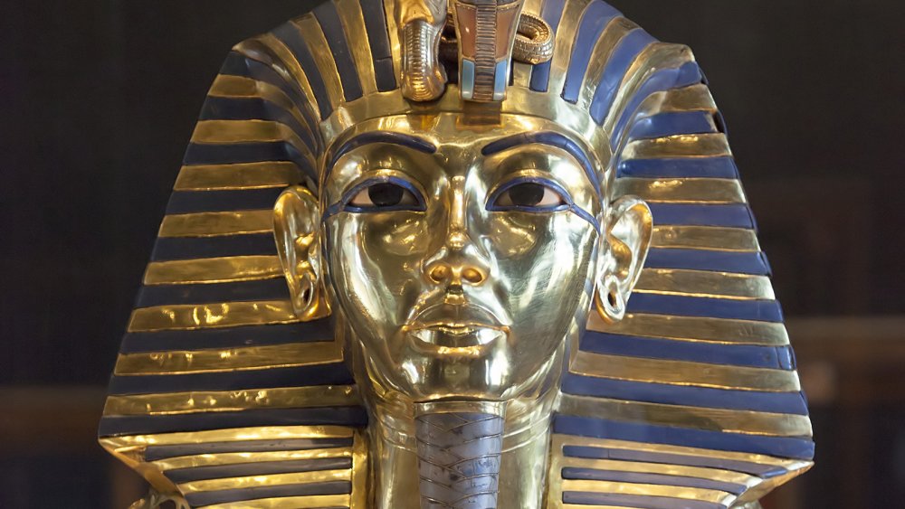 king tut's mask