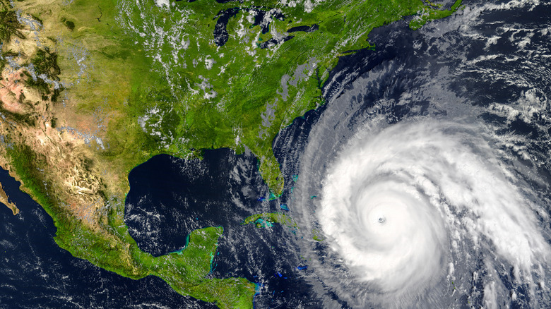 Satellite image of a hurricane approaching the U.S.