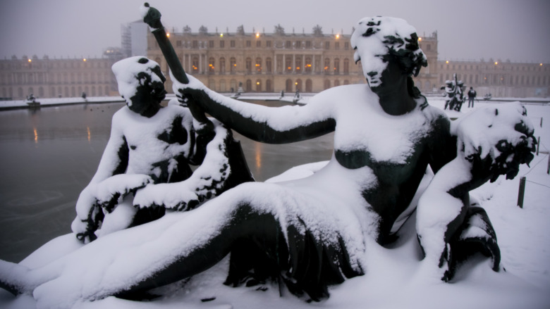 versailles snow winter cold