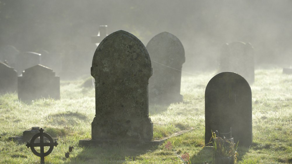 graveyard misty