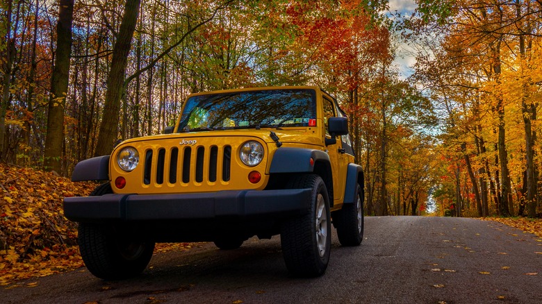 Yellow jeep 