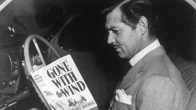 Clark Gable preparing