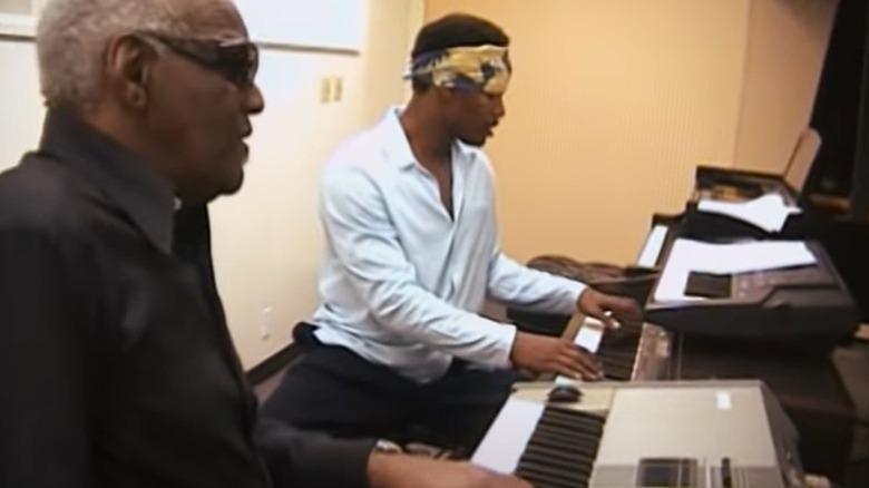 Ray Charles and Jamie Foxx playing piano