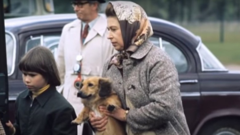 Queen Elizabeth with dorgi