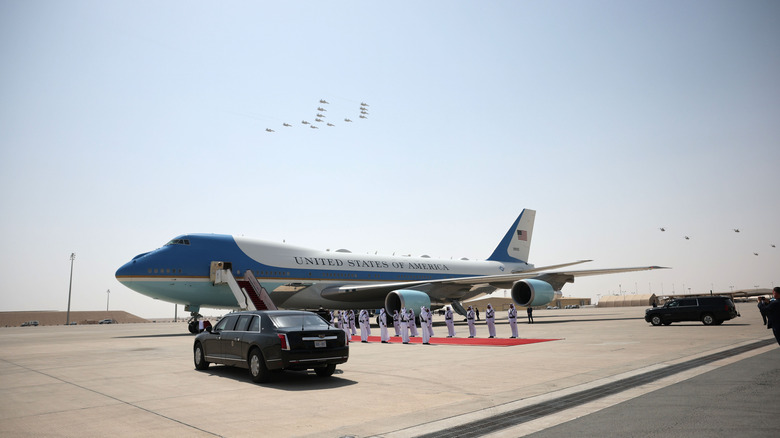 Qatari fighter jets over grounded Air Force One in Qatar