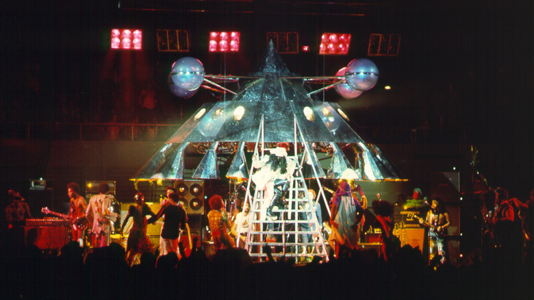 Parliament-Funkadelic and the mothership on stage