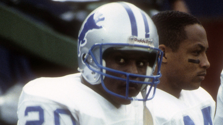 Barry Sanders Detroit Lions uniform helmet