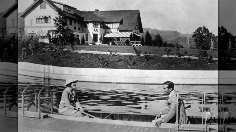 Mary Pickford and Douglas Fairbanks boating