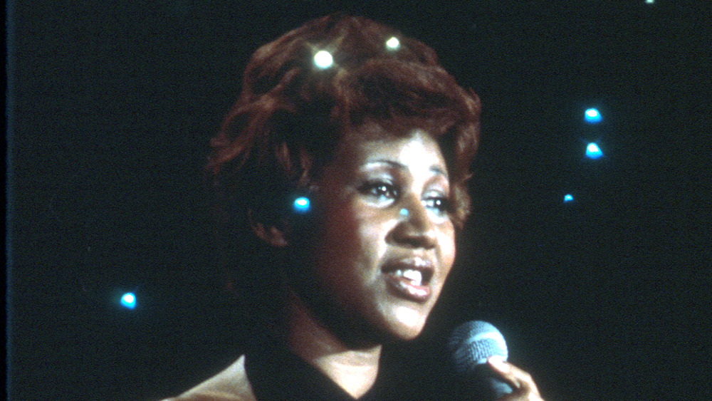 Aretha Franklin singing 
