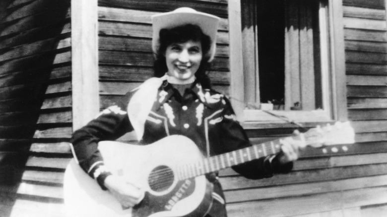 Loretta Lynn and guitar