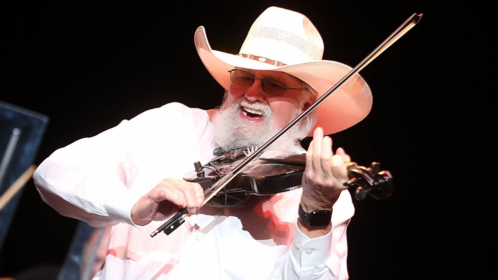 Charlie Daniels fiddles around