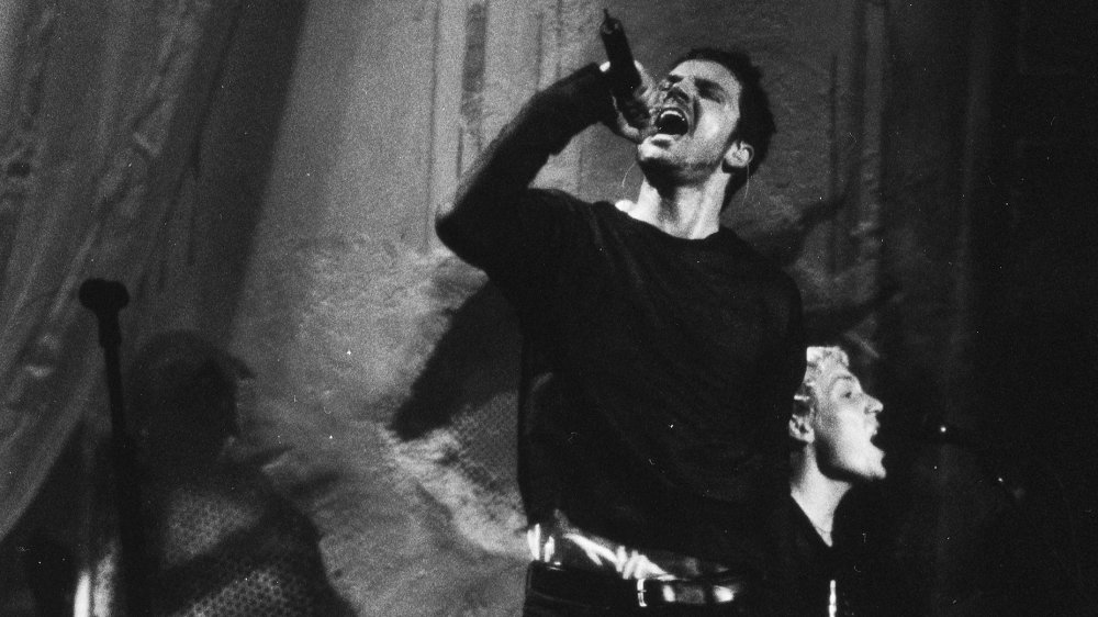 Singer Stephan Jenkins performing in October 1998.