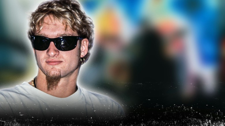 Layne Staley with sunglasses