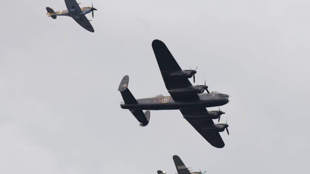 avro lancaster
