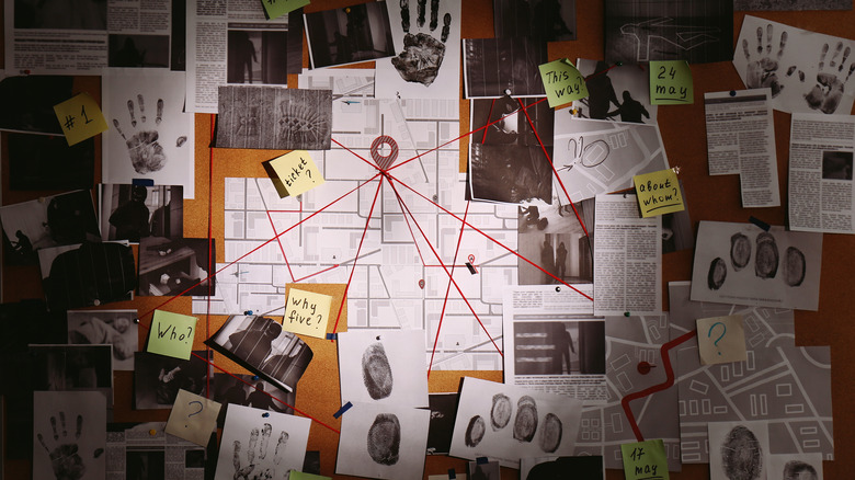 Detective bulletin board 