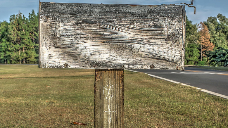 hobo code on mailbox