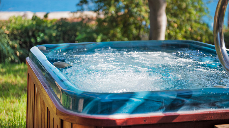 Outdoor Jacuzzi bubbling 