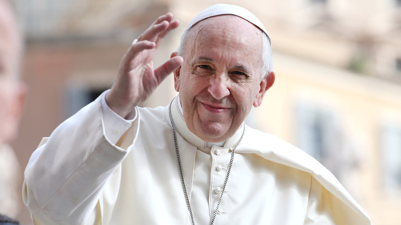 Pope Francis waving to crowd