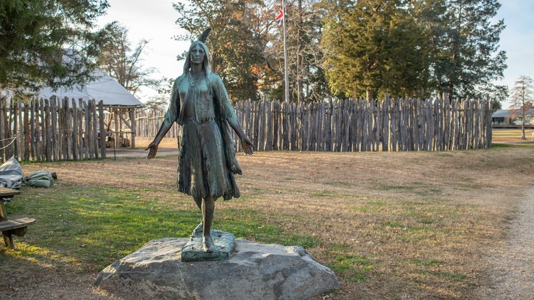 pocahontas statue at historic jamestowne 