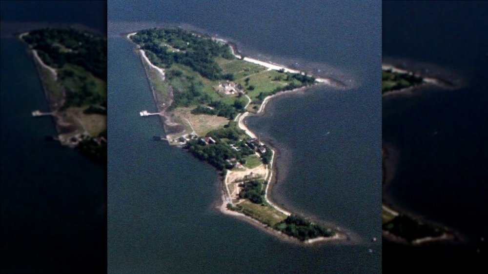 Aerial view of Hart Island, off the coast of Peltam (Bronx), New York.