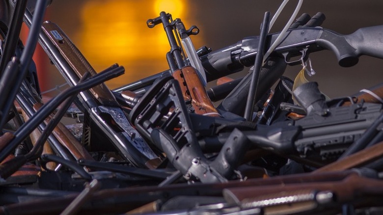 pile of guns