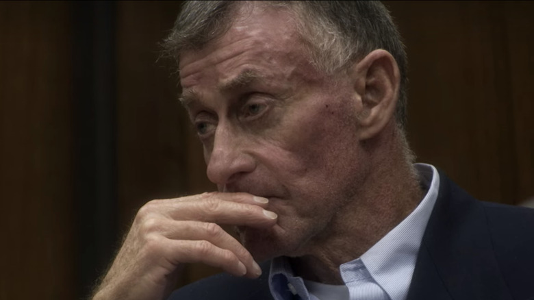 Michael Peterson hand on mouth